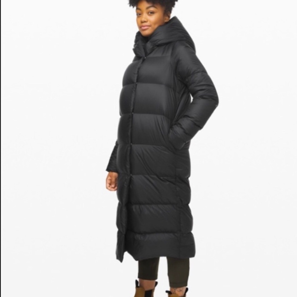 lululemon athletica Long Black Hooded Puffer Coat excellent condition